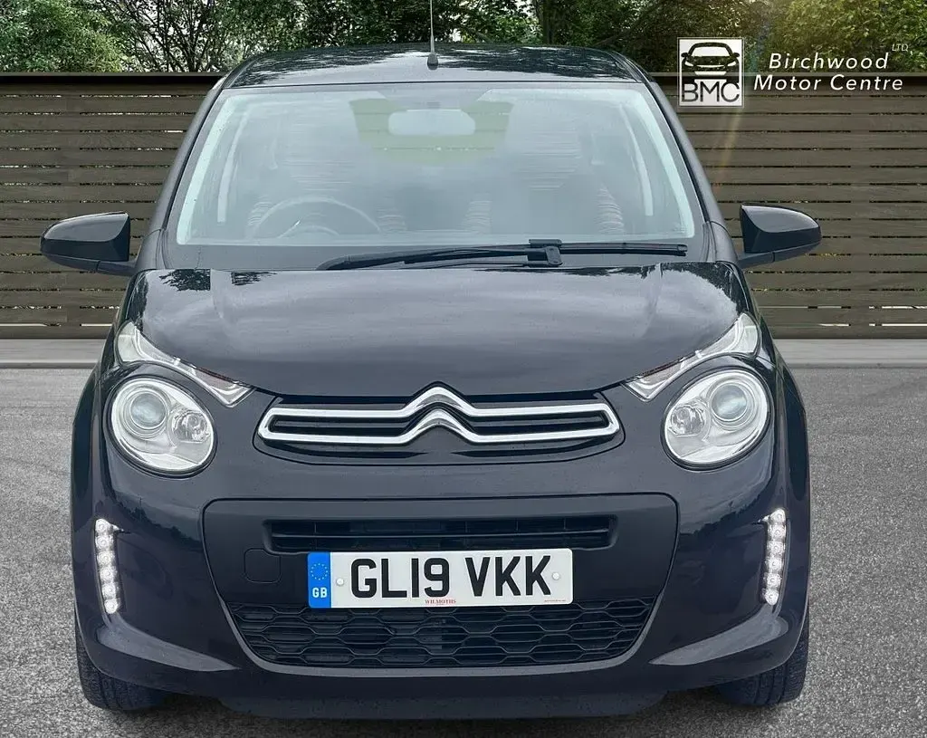 Used Citroën C1 Feel 72 HP (52 kW) 2019 Black Hatchback