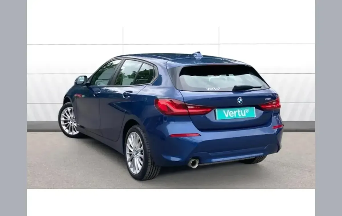 Used BMW 118 Comfort Edition 134 HP (98 kW) 2020 Blue Hatchback