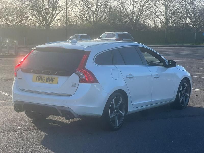 Used Volvo V60 R-Design 2015 White Estate