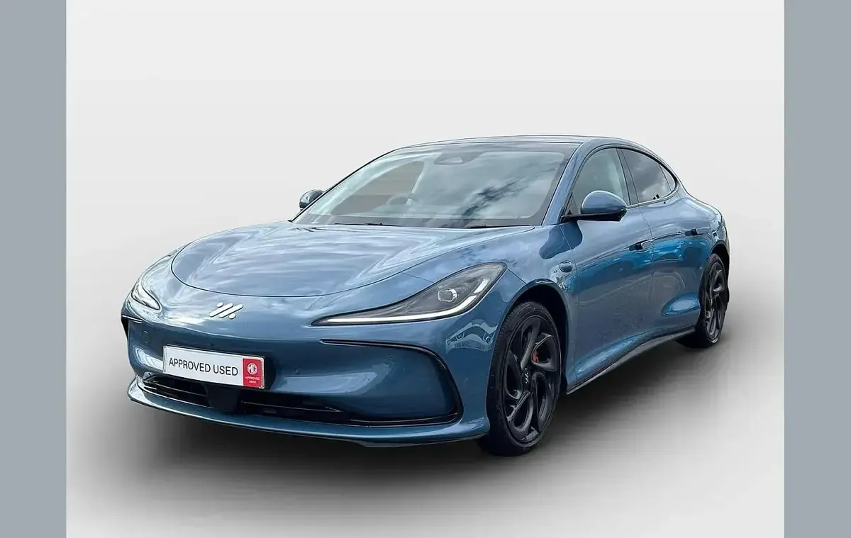 Nuevo MG IM5 Performance 553 kW (752 CV) 2026 Azul Utilitario