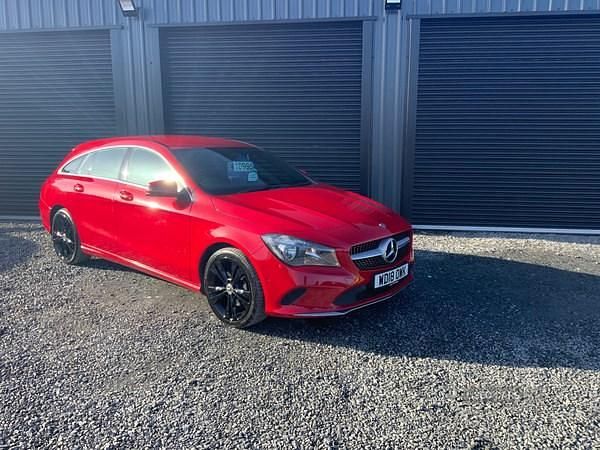 Used Mercedes CLA180 2018 Red Sedan