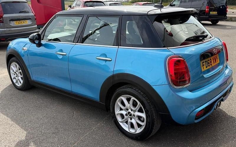 Używany Mini Cooper S Hatch 192 KM (141 kW) 2018 Niebieski Hatchback