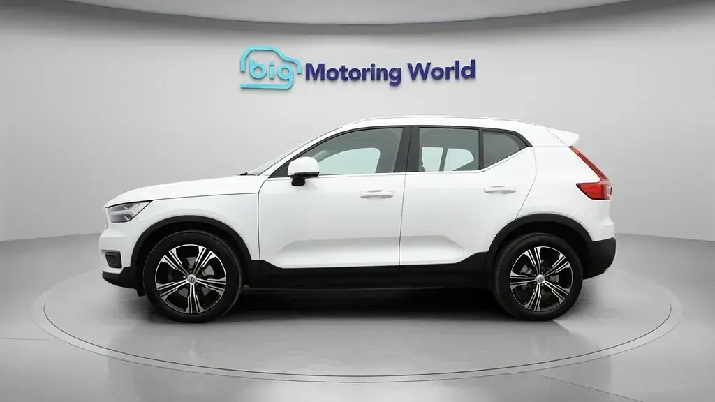 Used Volvo XC40 Inscription 190 HP (139 kW) 2020 White SUV