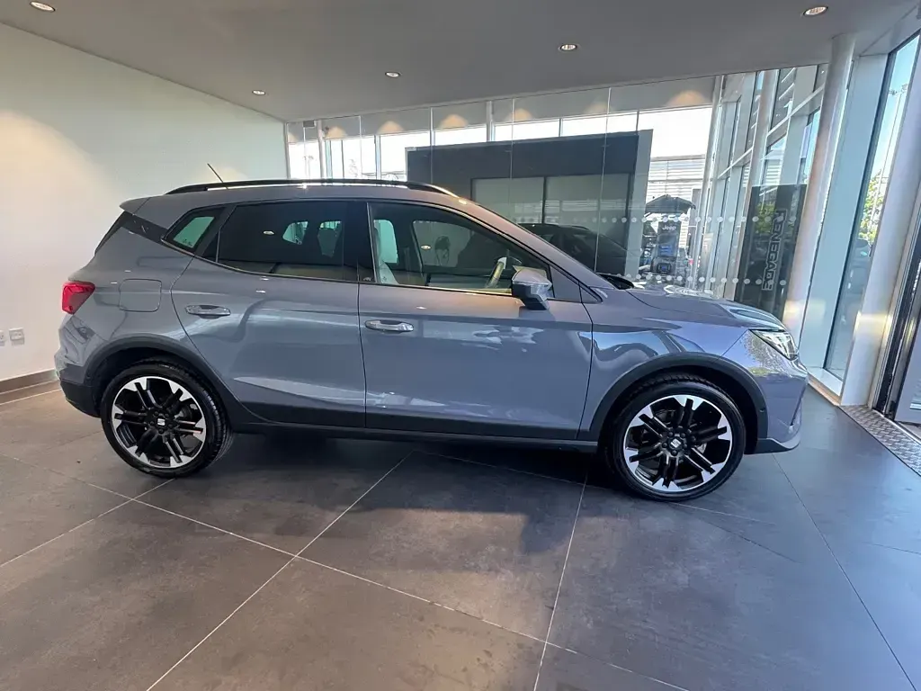New Seat Arona FR Sport 2026 Graphene grey SUV