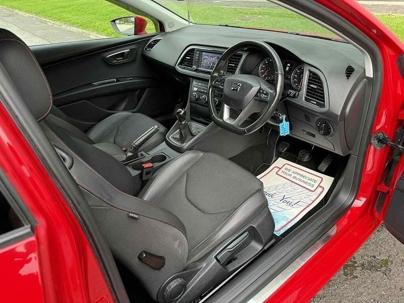 Used Seat Leon FR 140 HP (102 kW) 2013 Red Hatchback