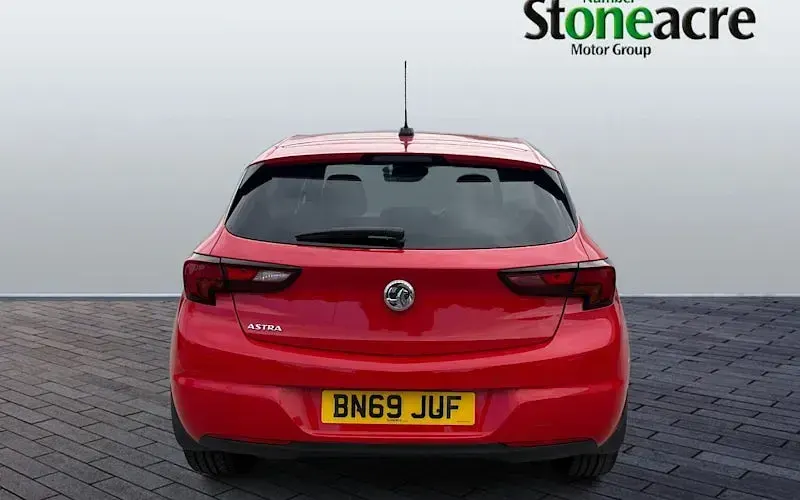 Used Vauxhall Astra SRi 145 HP (106 kW) 2020 Red Hatchback