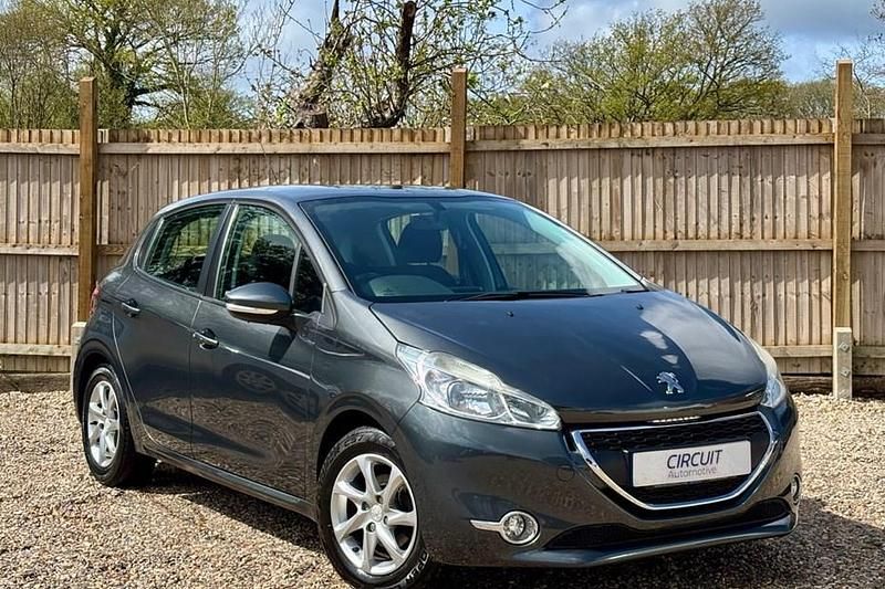 Used Peugeot 208 Active 82 HP (60 kW) 2013 Grey Hatchback