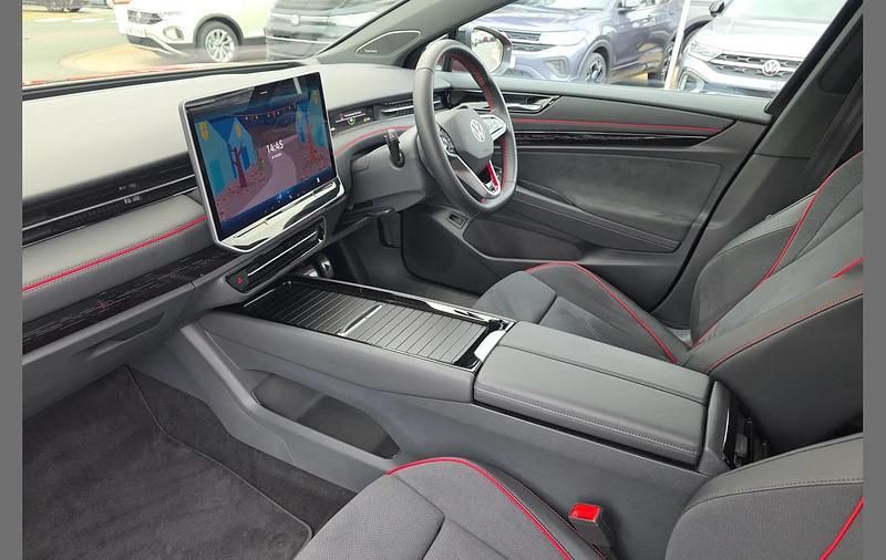 Usado VW ID.7 GTX 250 kW (340 HP) 2025 Vermelho Citadino