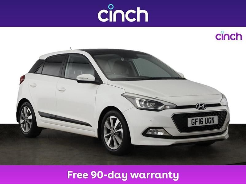 White Used 2016 Hyundai i20 Premium SE Hatchback | £8,299 (Fair price) - Image 1/3