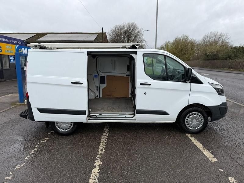 Used Ford Transit Custom 2017 White