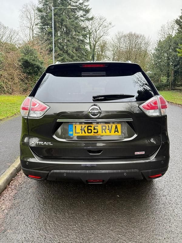 Used Nissan X-Trail N-TEC 130 HP (95 kW) 2015 Green SUV