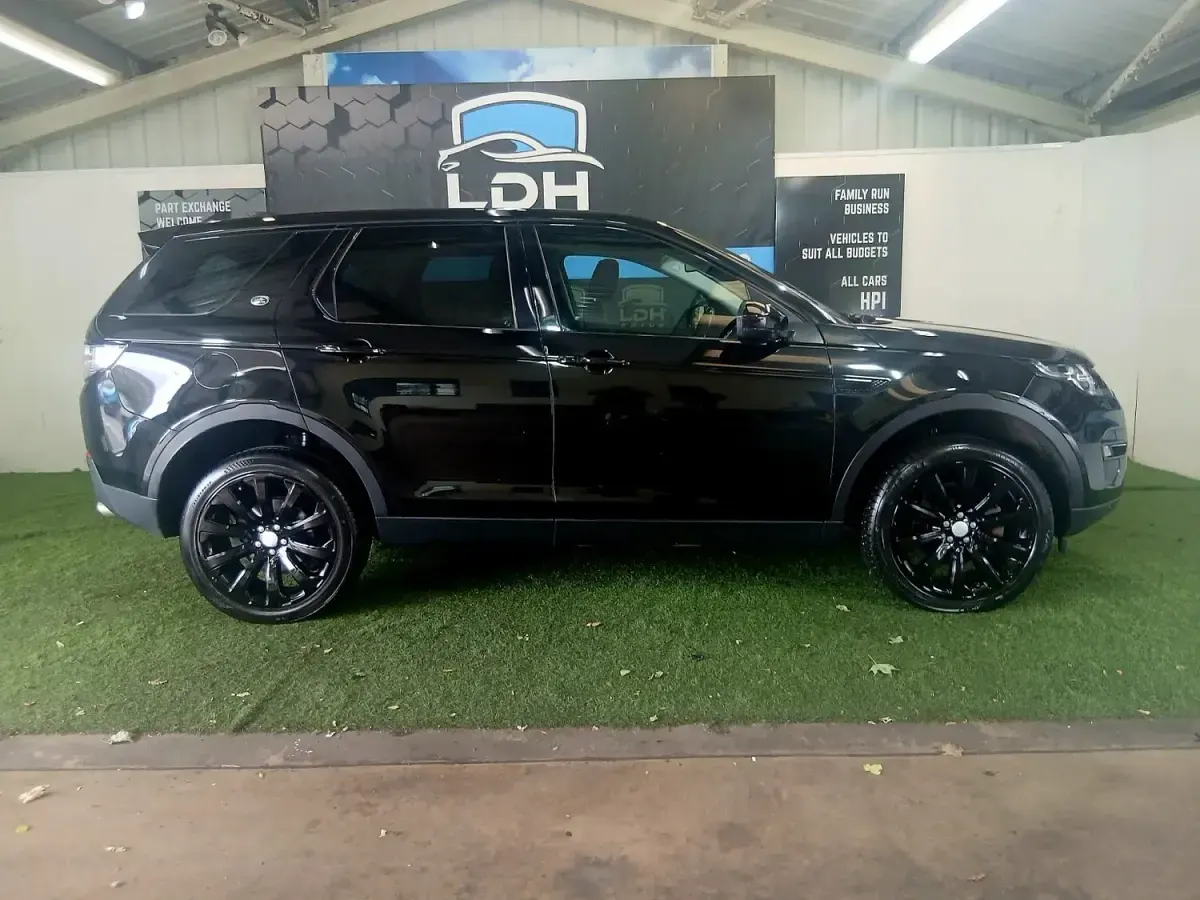 Used Land Rover Discovery Sport HSE 2018 Black SUV