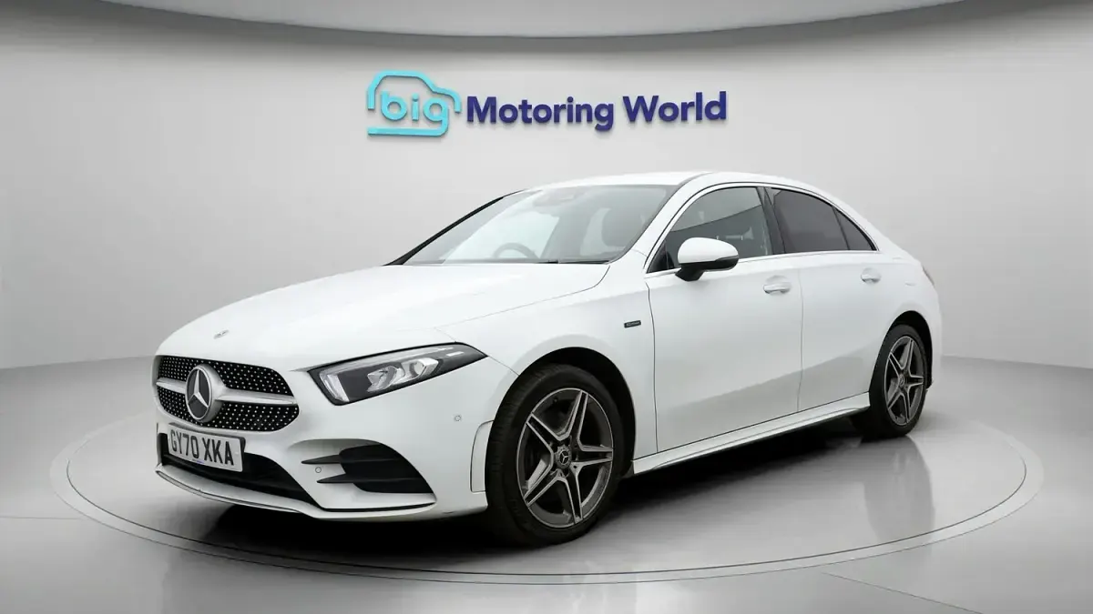 Usado Mercedes A250 AMG line 259 HP (190 kW) 2021 Branco Sedan