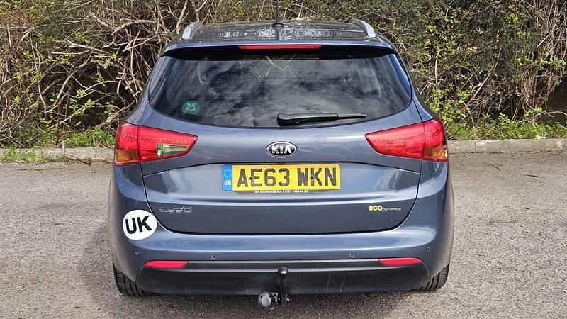 Used Kia Ceed 128 HP (94 kW) 2013 Blue Hatchback