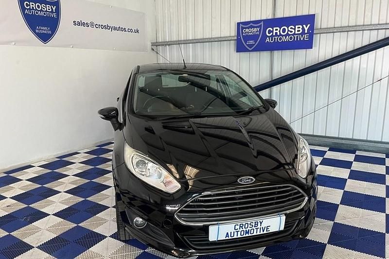 Black Used 2013 Ford Fiesta Zetec Hatchback | £3,495 (Fair price) - Image 1/1