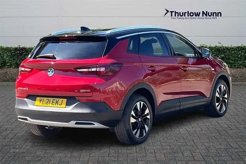 Second-hand Vauxhall Grandland X Edition 130 CP (95 kW) 2021 Roșu SUV