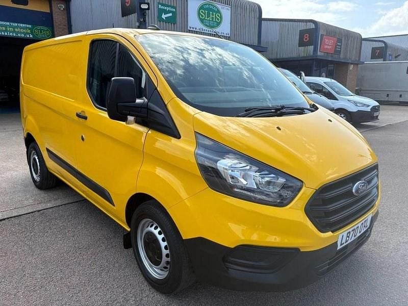 Yellow Used 2021 Ford Transit Custom S Van | £9,750 (Good price) - Image 1/4