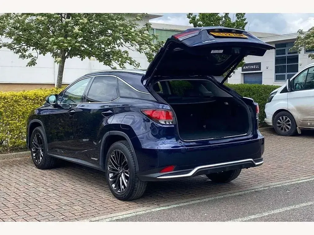 Usado Lexus RX450h 313 CV (230 kW) 2022 Azul SUV