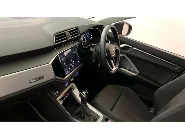Image 2/4