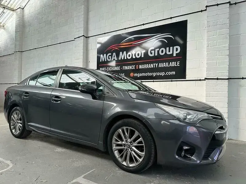 Used Toyota Avensis Business Edition 112 HP (82 kW) 2016 Grey Sedan