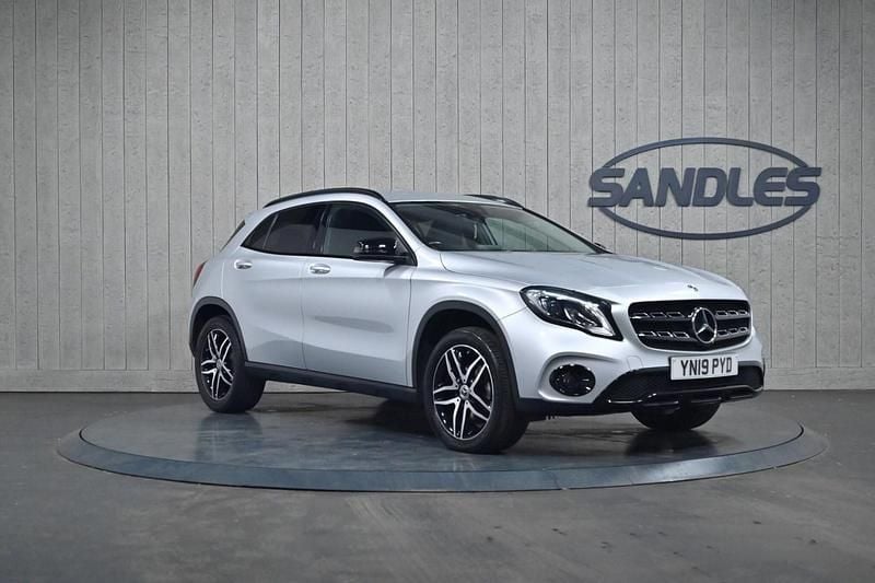 Silver Used 2019 Mercedes GLA180 Urban SUV | £16,499 (Fair price) - Image 1/4