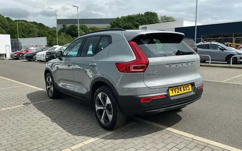 Used Volvo XC40 Plus 163 HP (119 kW) 2026 SUV