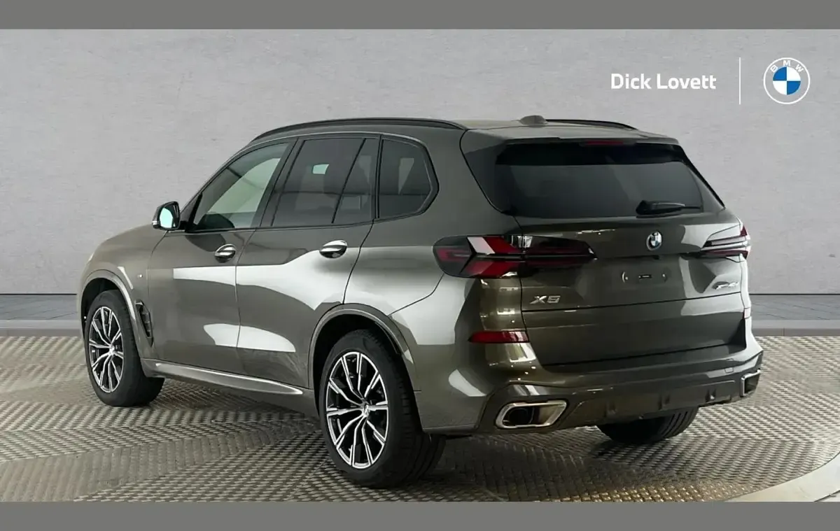 Usado BMW X5 M Sport 347 CV (255 kW) 2023 Verde SUV