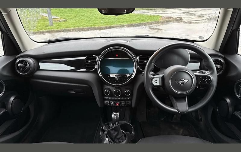 Used Mini Cooper Classic 134 HP (98 kW) 2021 Grey Hatchback