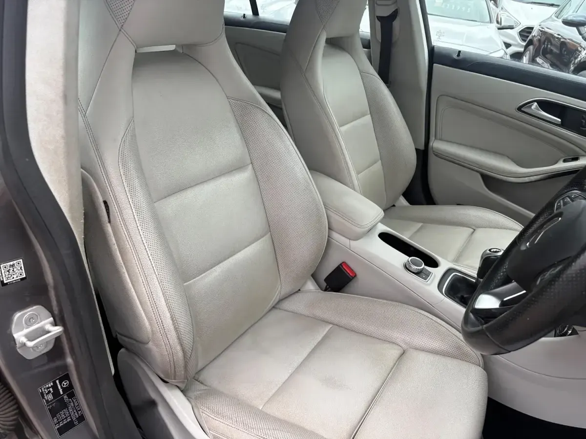 Used Mercedes CLA200 Shooting Brake 136 HP (100 kW) 2015 Grey Estate