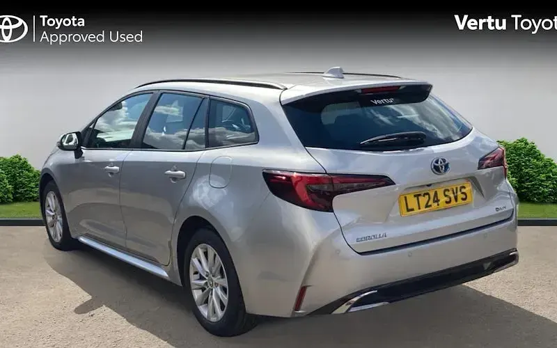 Used Toyota Corolla 140 HP (102 kW) 2026 Estate