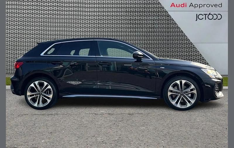 New Audi A3 e-tron S-Line 200 HP (147 kW) 2026 Black Hatchback