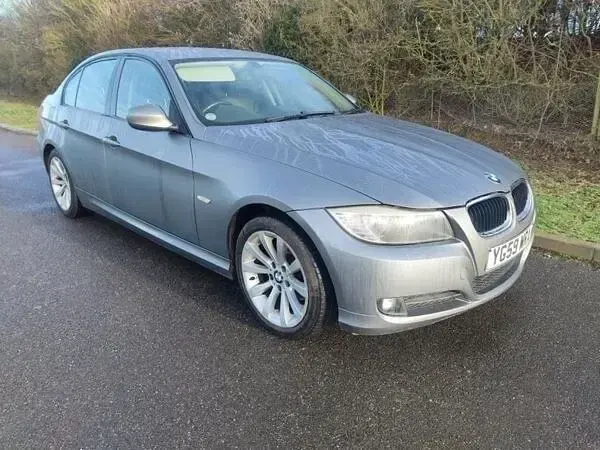 Used BMW 318 143 HP (105 kW) 2009 Grey Sedan