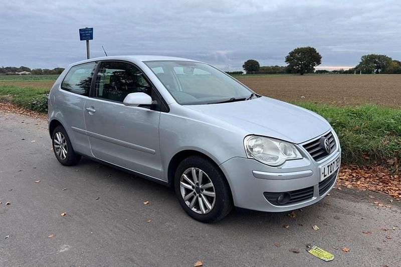 Silver Used 2007 VW Polo S Hatchback | £1,595 (A bit pricey) - Image 1/1
