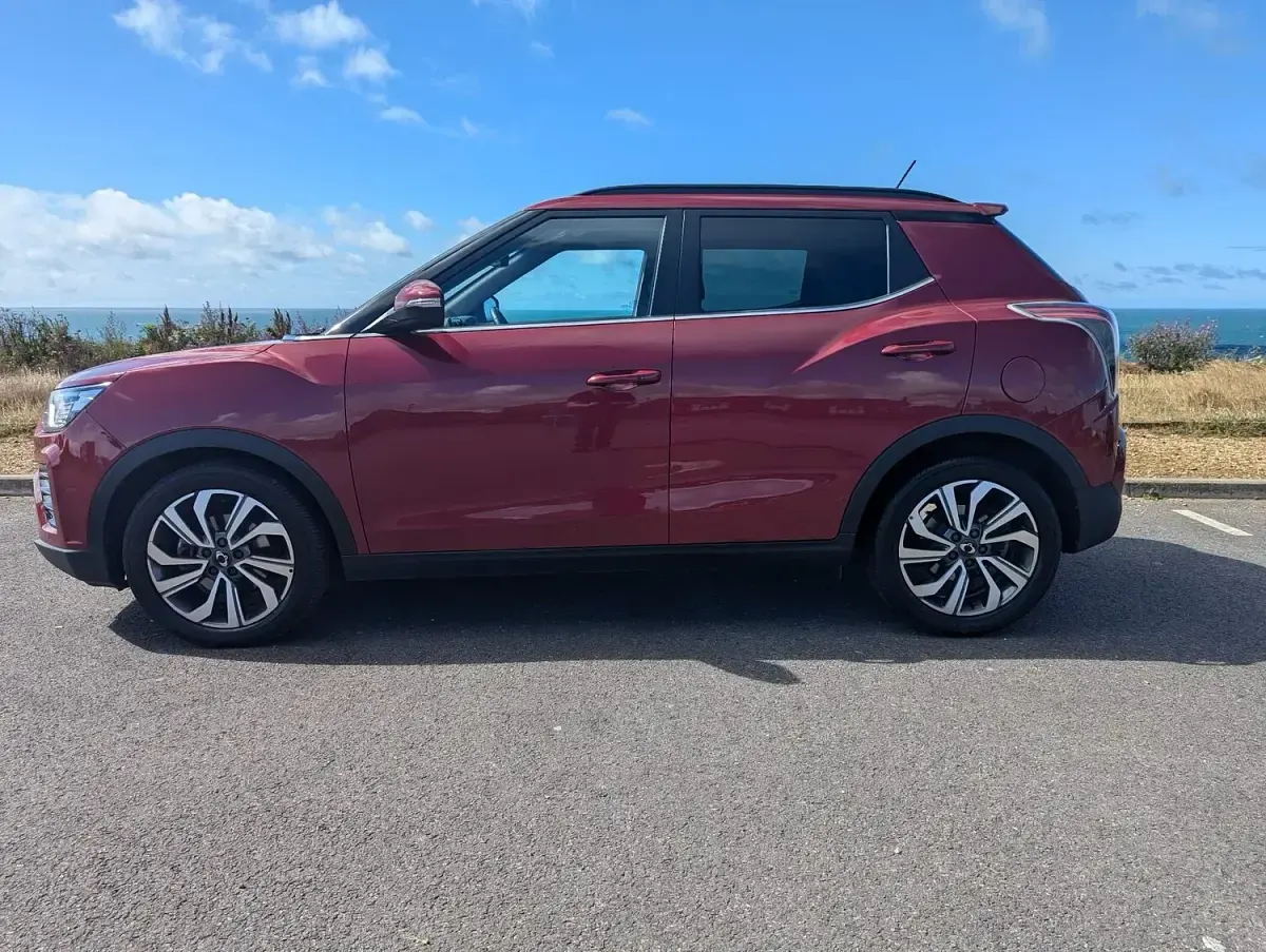 Used SsangYong Tivoli 163 HP (119 kW) 2022 Red SUV