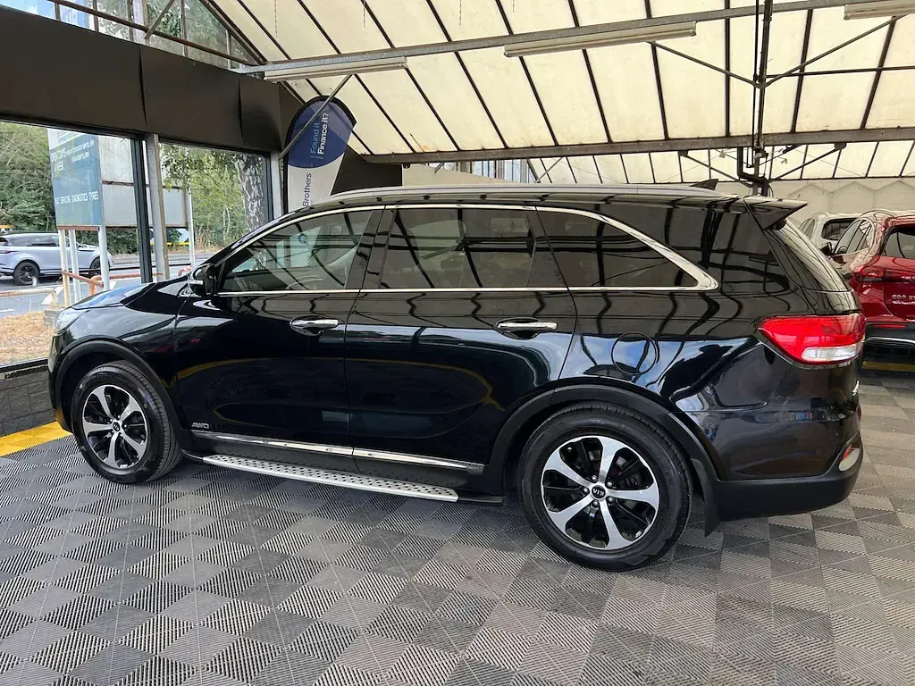 Used Kia Sorento 200 HP (147 kW) 2015 Black SUV