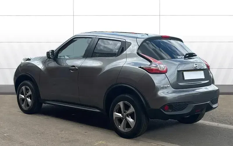 Used Nissan Juke Acenta 113 HP (83 kW) 2019 Grey SUV