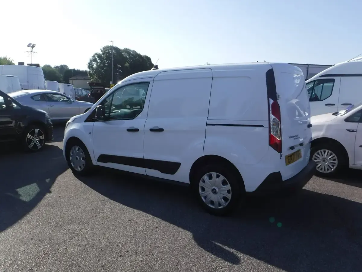 Used Ford Transit Trend 100 HP (73 kW) 2021 White Van