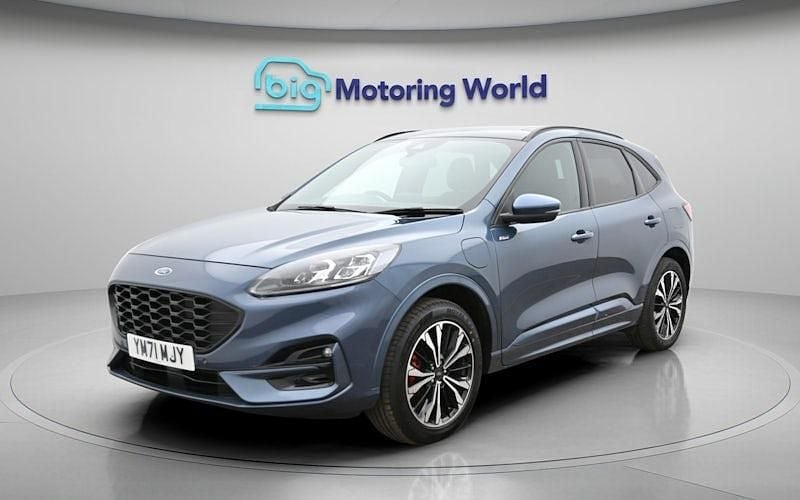 Second-hand Ford Kuga ST-Line X 224 CP (164 kW) 2022 SUV
