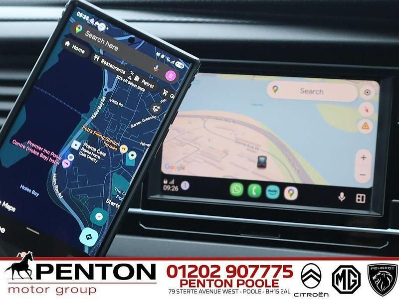 Used VW Transporter Highline 150 HP (110 kW) 2021 White Van