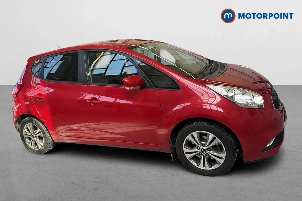 Used Kia Venga 125 HP (91 kW) 2018 Red Hatchback