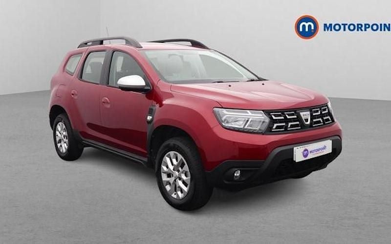 Used Dacia Duster Comfort 90 HP (66 kW) 2022 Red SUV