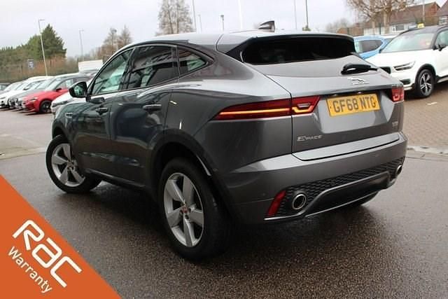 Begagnad Jaguar E-Pace R-Dynamic 180 HK (132 kW) 2018 Grå SUV