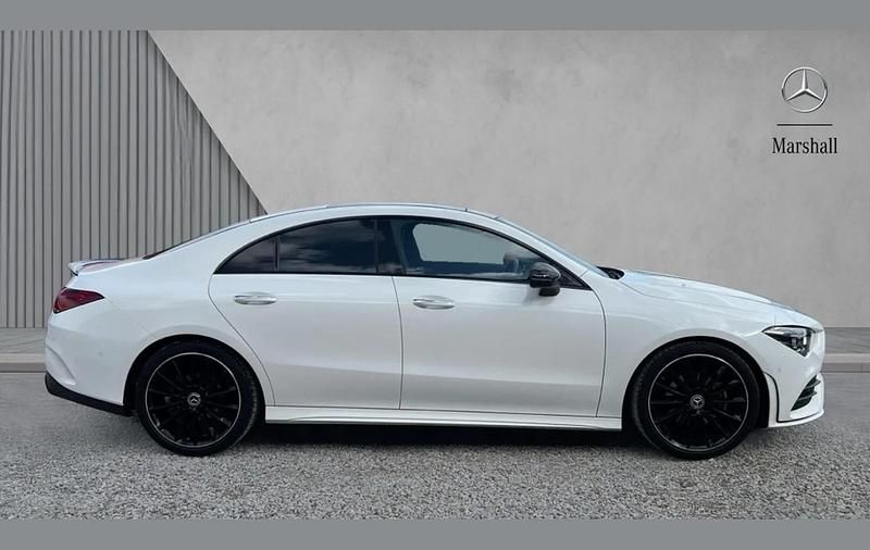 Used Mercedes CLA180 AMG Line Premium Plus 134 HP (98 kW) 2023 White Sedan