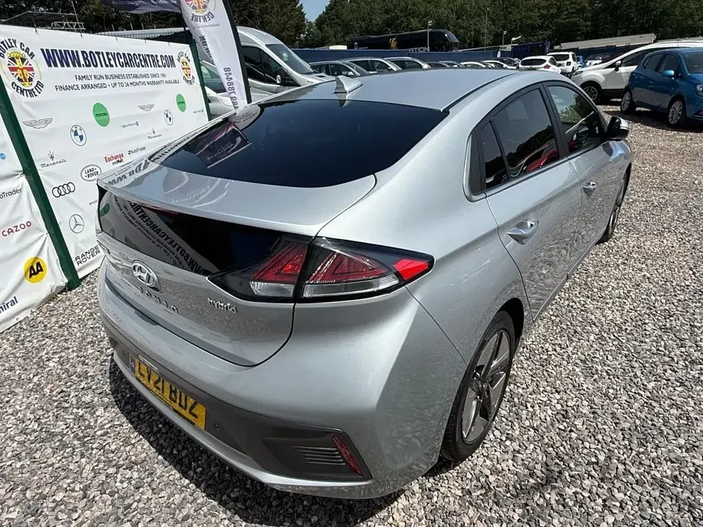 Used Hyundai Ioniq Premium SE 141 HP (103 kW) 2021 Silver Hatchback