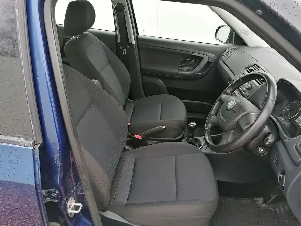 Used Skoda Fabia Elegance 2011 Blue Hatchback