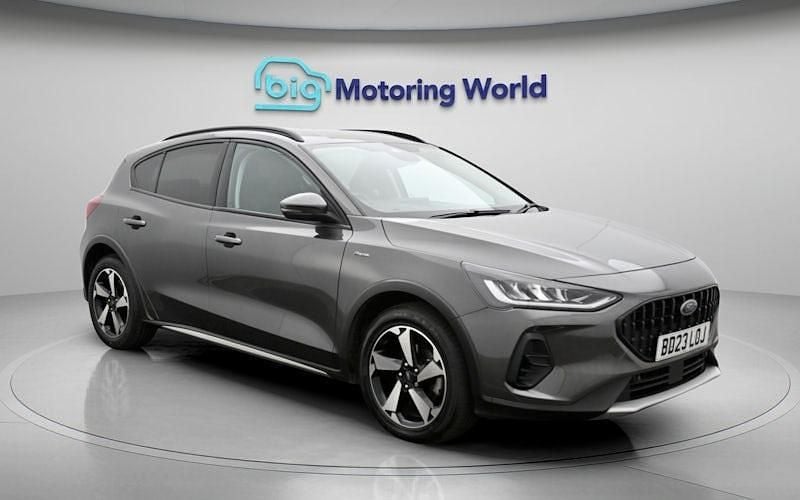 Used Ford Focus Active 155 HP (114 kW) 2023 Grey Hatchback