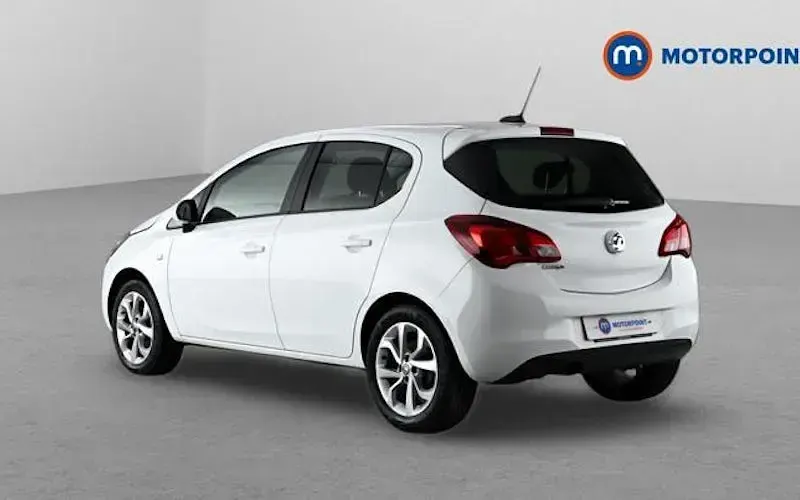 Used Vauxhall Corsa Sport 75 HP (55 kW) 2019 White Hatchback