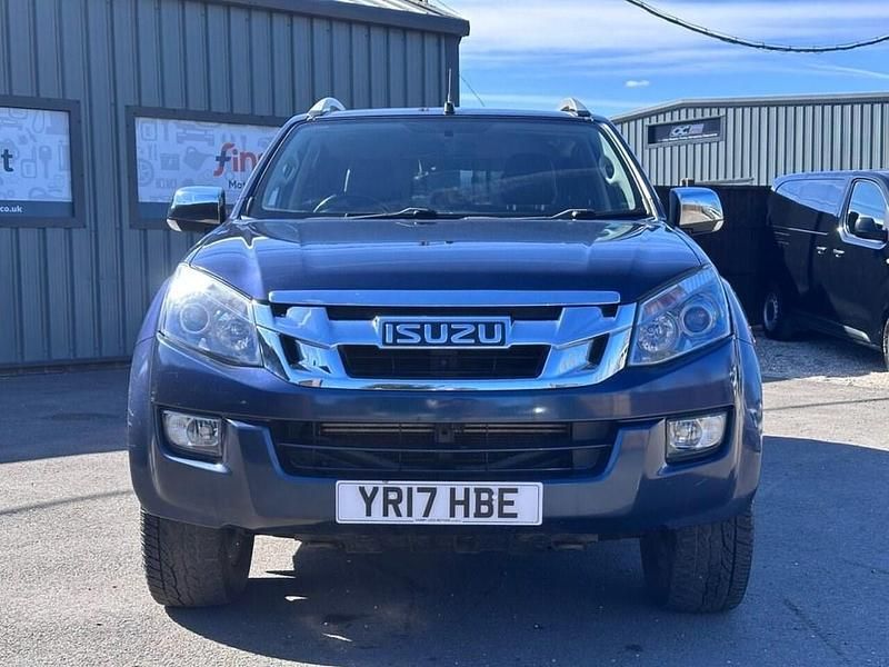 Used Isuzu D-Max 2017 Blue Pickup