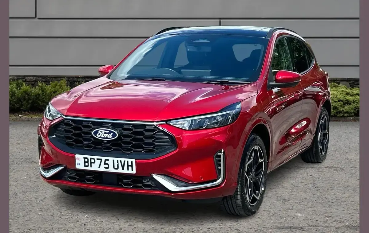 Used Ford Kuga ST-Line X 239 HP (175 kW) 2025 Red SUV