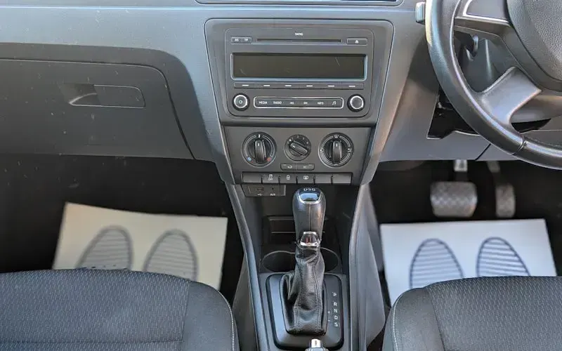 Used Skoda Rapid SE 122 HP (89 kW) 2013 Blue Hatchback